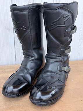 Alpinestars Men’s Black Motorcycle Riding Boots with Buckle Closures